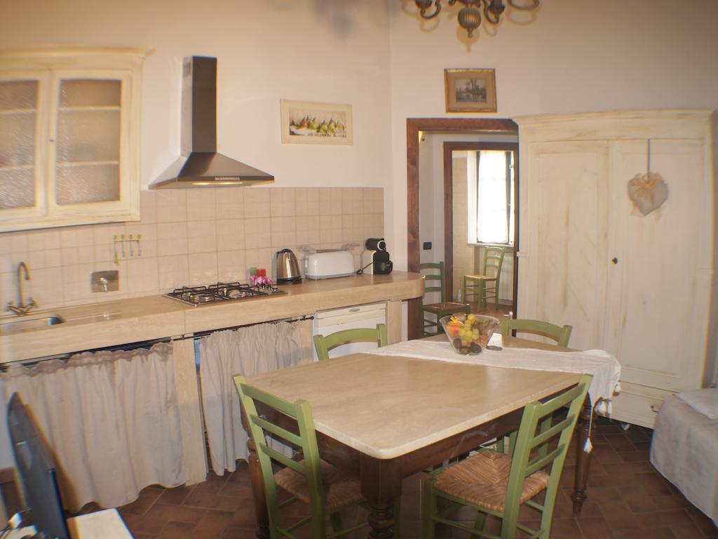 Apartamento Il Casolare Val Di Mare Riparbella Habitación foto